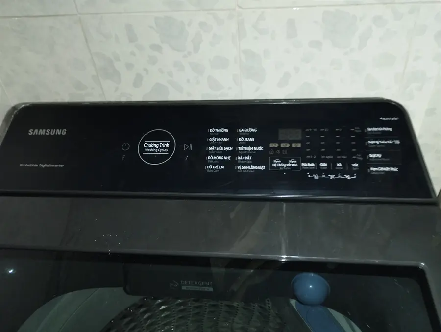 Khách hàng review Máy giặt Samsung Inverter 9.5 kg WA95CG4545BDSV 35