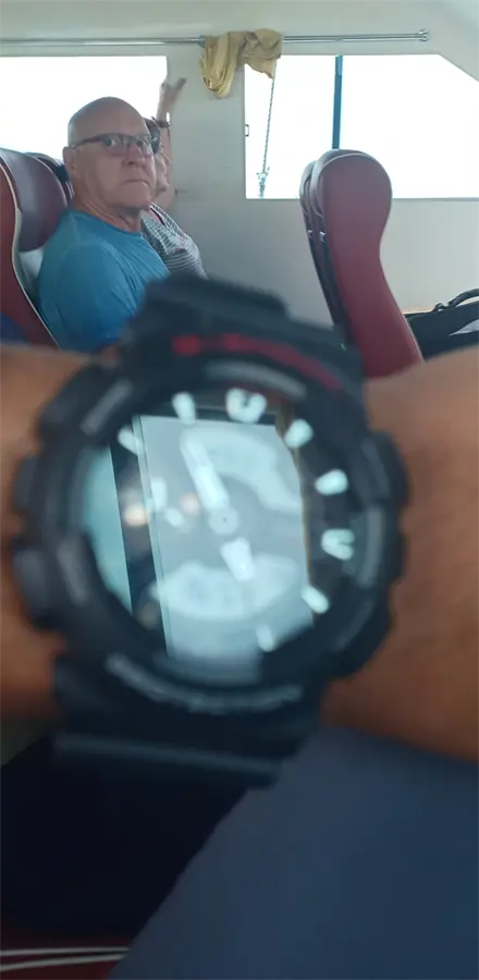 Khách hàng review Đồng hồ G-SHOCK 50.6 mm Nam GA-110-1ADR 7