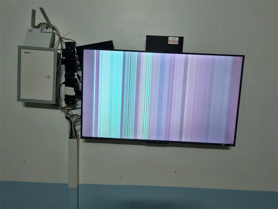 Khách hàng review Google Tivi QLED TCL 4K 43 inch 43Q636 3