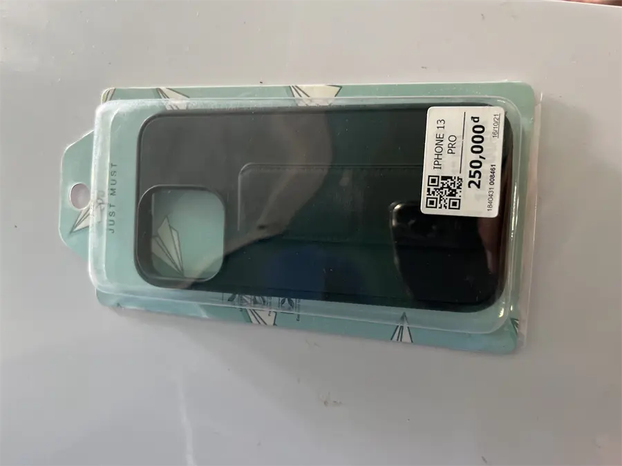 Khách hàng review Ốp lưng iPhone 13 Pro Nhựa dẻo COMO HANDLE JM 1