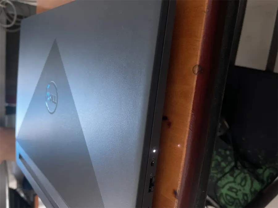 Khách hàng review Laptop Dell Gaming G15 5511 i5 11400H/8GB/256GB/4GB RTX3050/120Hz/OfficeHS/Win11 (70266676) 1