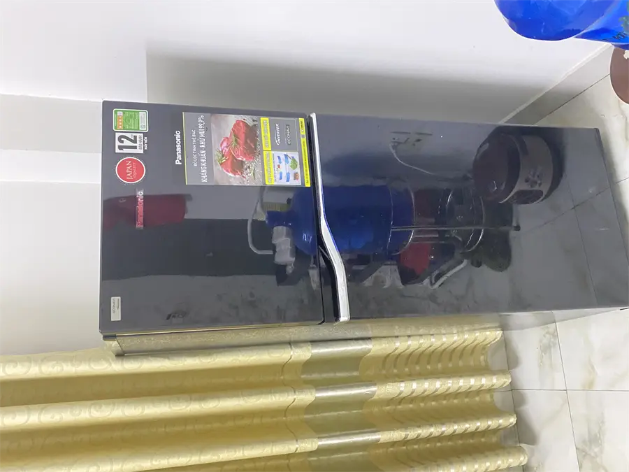 Khách hàng review Tủ lạnh Panasonic Inverter 188 lít NR-BA229PKVN 5