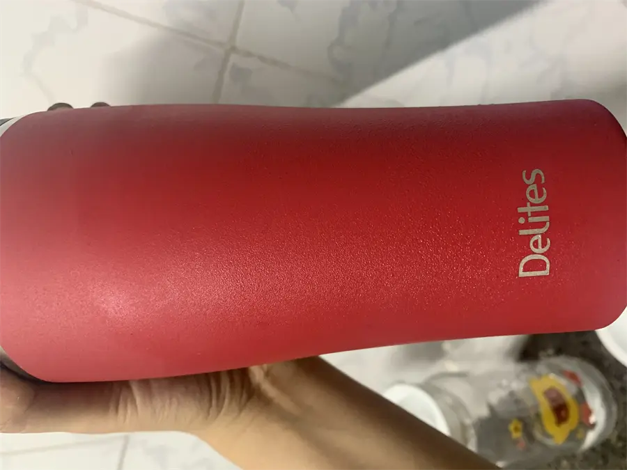 Khách hàng review Ly giữ nhiệt inox 550 ml Delites TBSIP-055Y 3