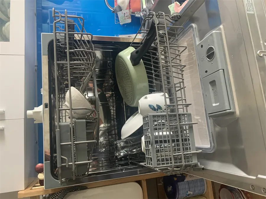 Khách hàng review Máy rửa chén mini Electrolux ESF6010BW 27