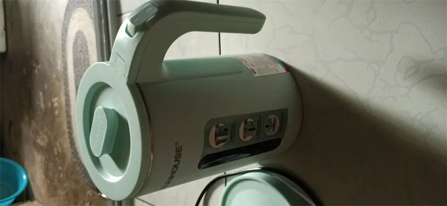 Khách hàng review Bình đun siêu tốc Sunhouse 1.8 lít SHD1351 18