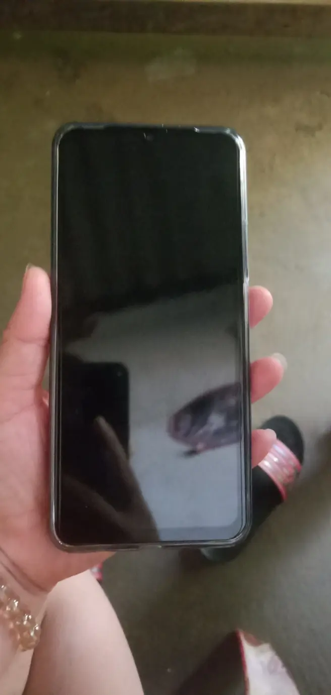 Khách hàng review Điện thoại realme C53 6GB/128GB 22
