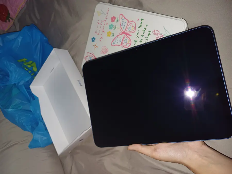 Khách hàng review Máy tính bảng iPad 10 WiFi 64GB 12