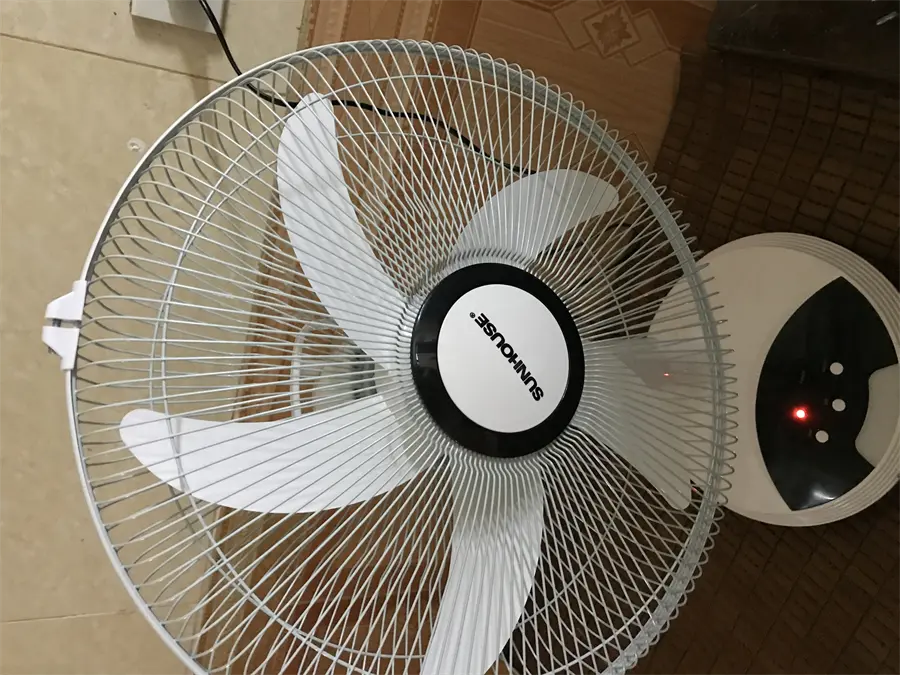 Khách hàng review Quạt sạc điện Sunhouse 5 cánh SHD7223 24W 23