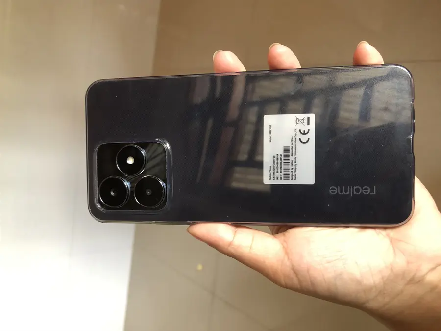 Khách hàng review Điện thoại realme C53 6GB/128GB 33