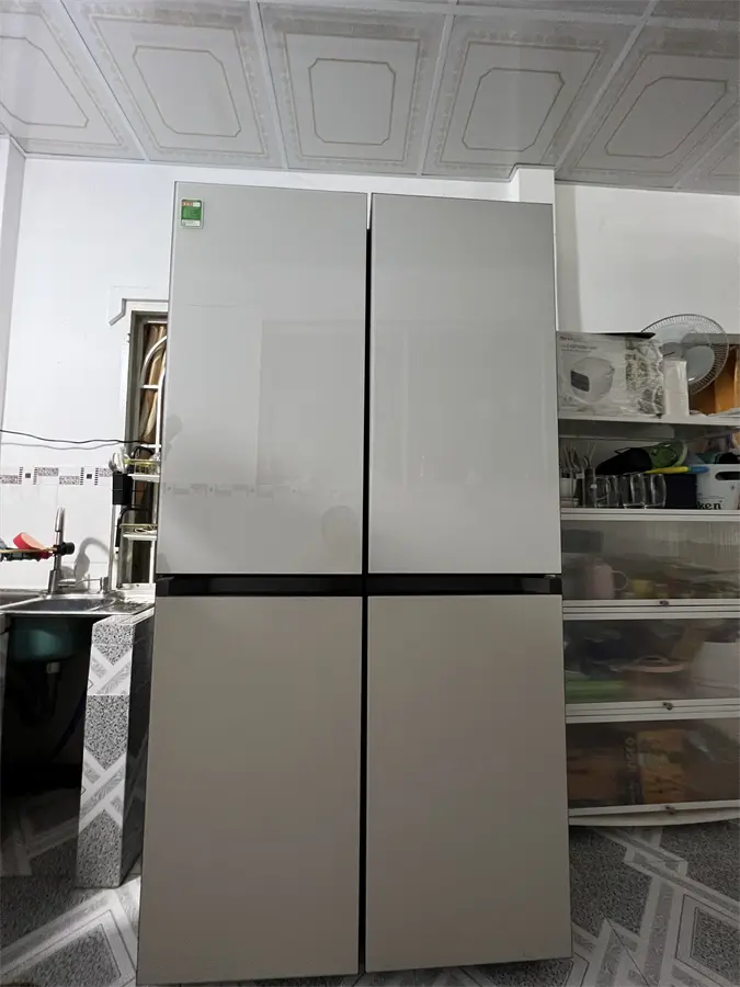 Khách hàng review Tủ lạnh Samsung Inverter 648 lít Multi Door Bespoke Door-in-Door RF59CB66F8S/SV 1