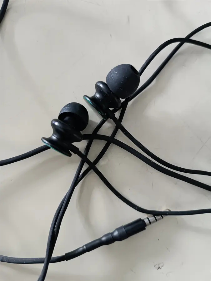 Khách hàng review Tai nghe Có Dây OPPO MH151 1