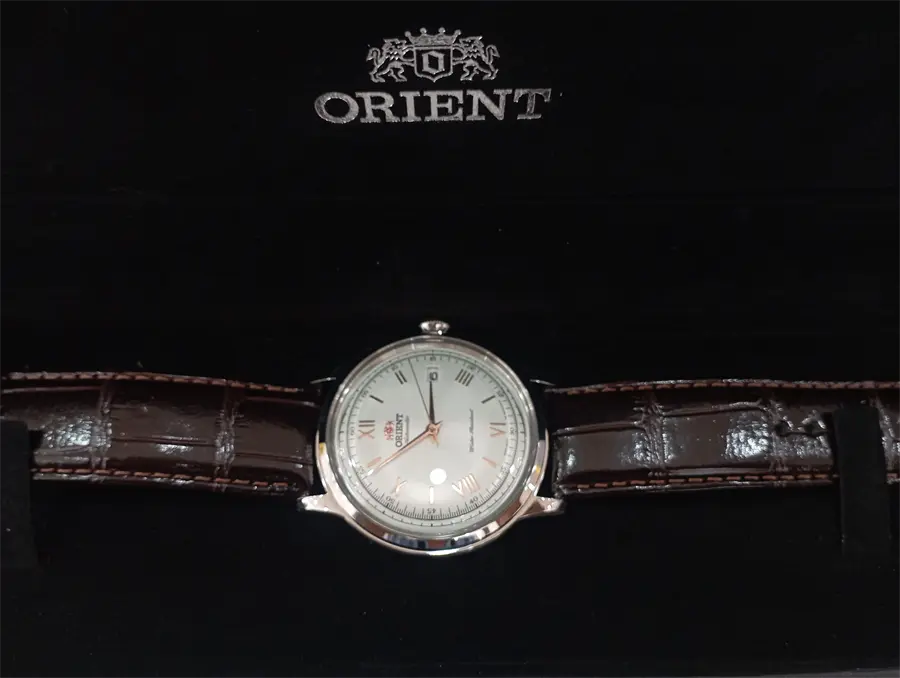 Khách hàng review Đồng hồ ORIENT Bambino 40 mm Nam FAC00008W0 3