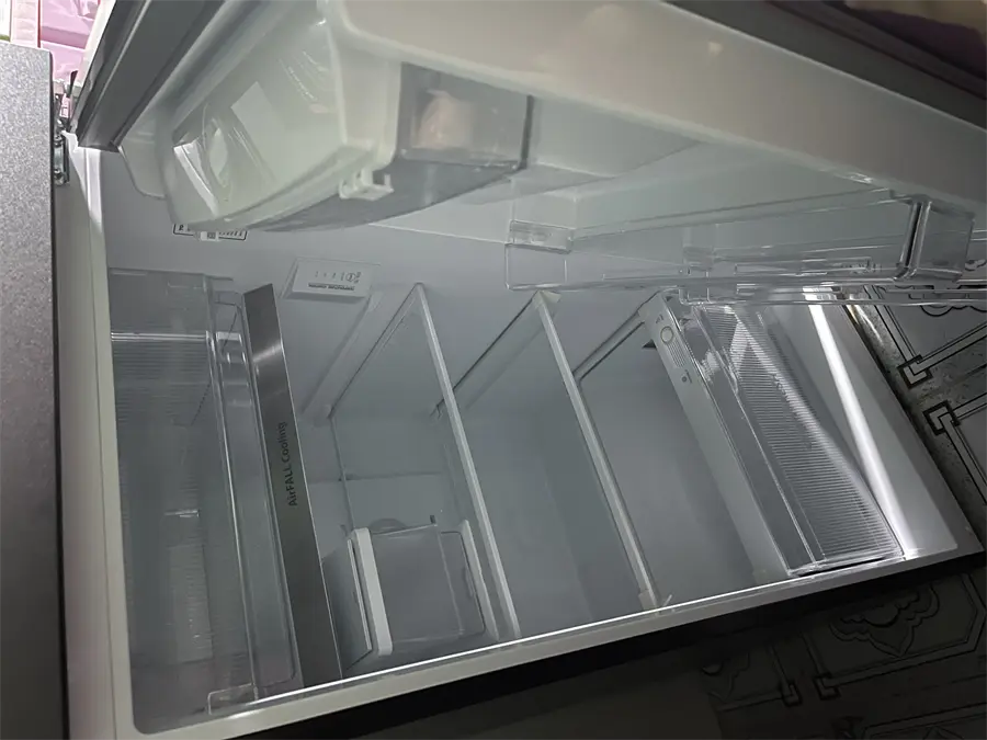 Khách hàng review Tủ lạnh Toshiba Inverter 336 lít GR-RT435WEA-PMV(06)-MG 5