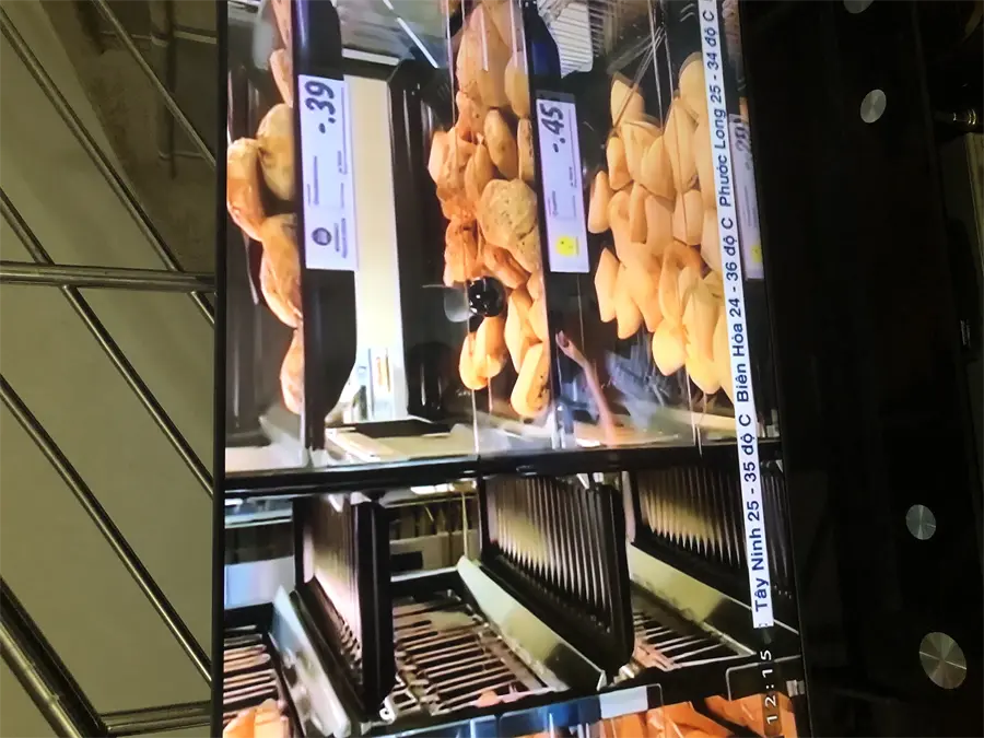 Khách hàng review Smart Tivi Crystal UHD Samsung 4K 55 inch UA55AU8100 24