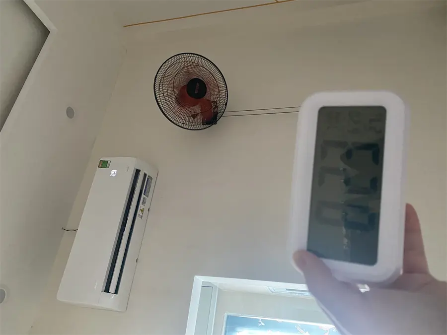 Khách hàng review Máy lạnh Midea Inverter 1 HP MSAG-10CRDN8 2