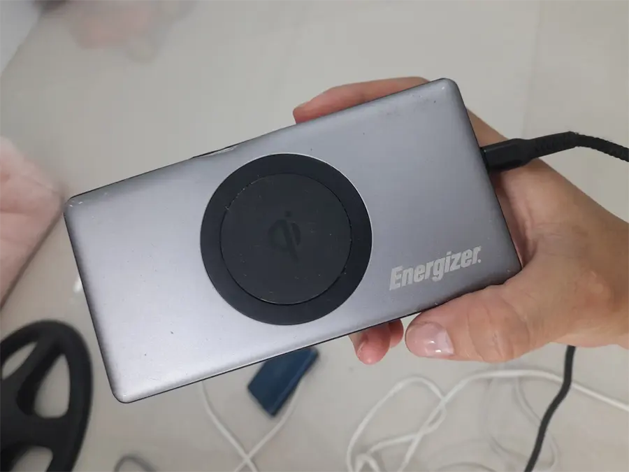 Khách hàng review Pin sạc dự phòng không dây 10.000 mAh Type C 15W Energizer QE10000GY 2