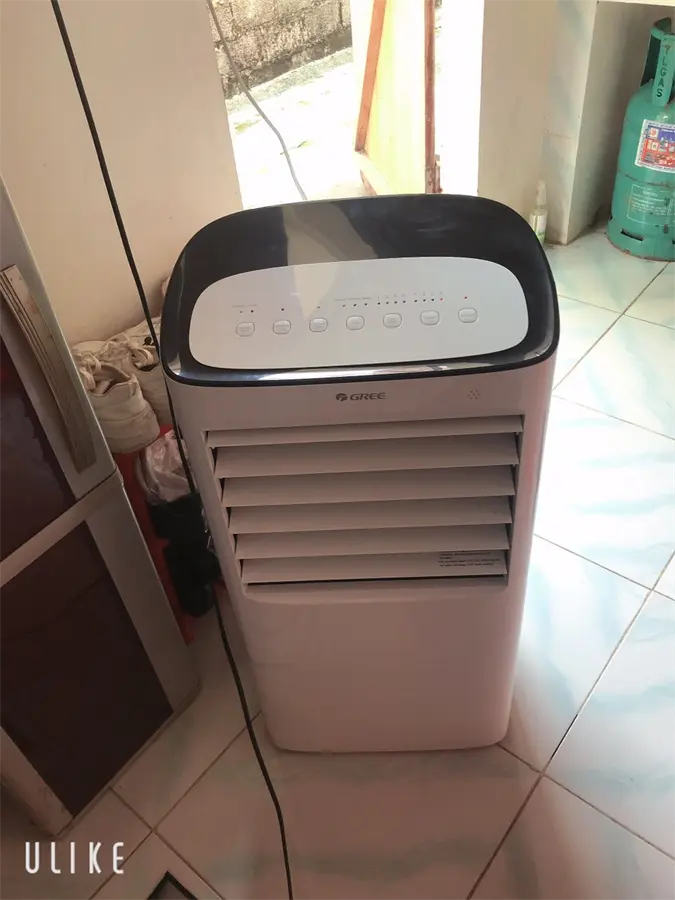 Khách hàng review Quạt điều hoà Gree KSWK-10X61D 68W 8