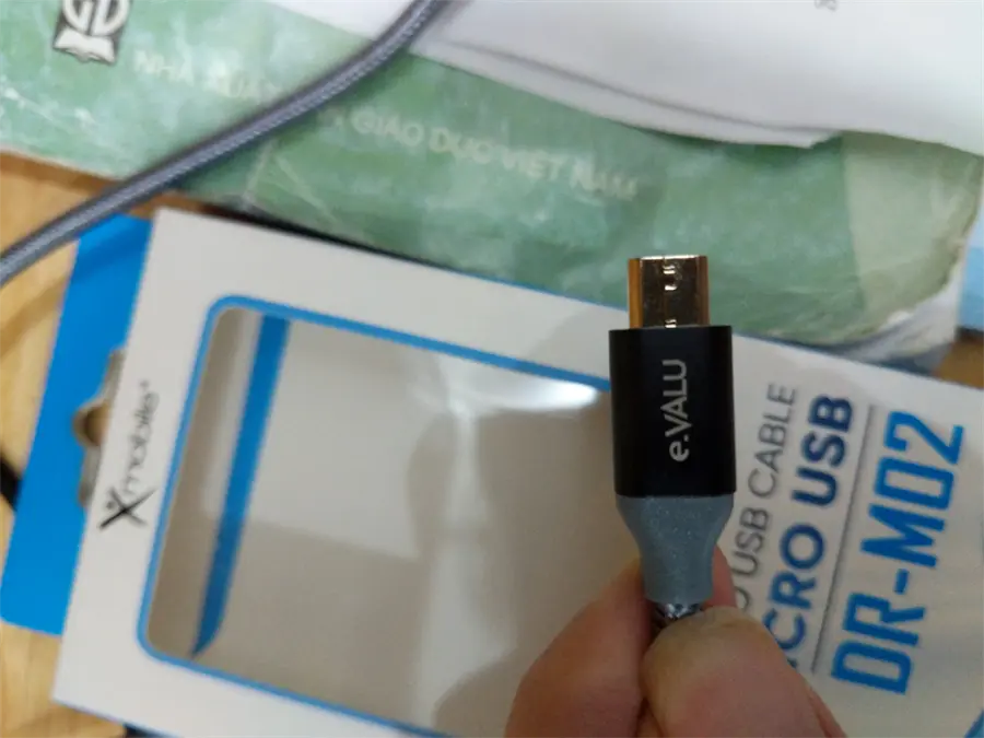 Khách hàng review Cáp sạc và truyền dữ liệu USB-A - Micro USB 12W 1m Xmobile DR-M02 6