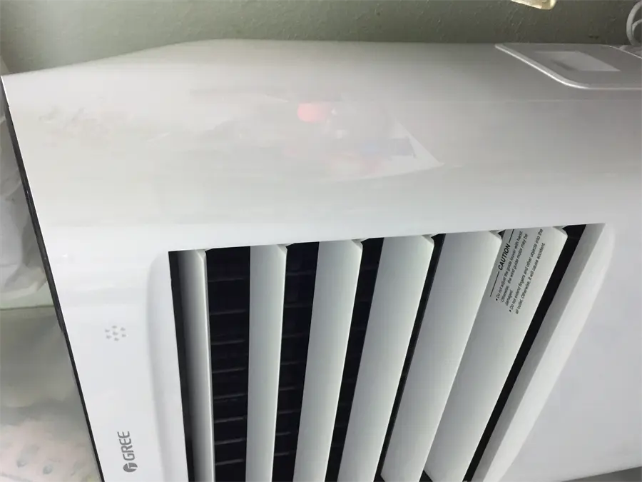 Khách hàng review Quạt điều hoà Gree KSWK-10X61D 68W 3