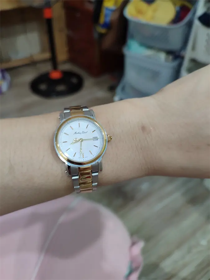 Khách hàng review Đồng hồ MATHEY TISSOT City Metal 28 mm Nữ D31186MBI 1