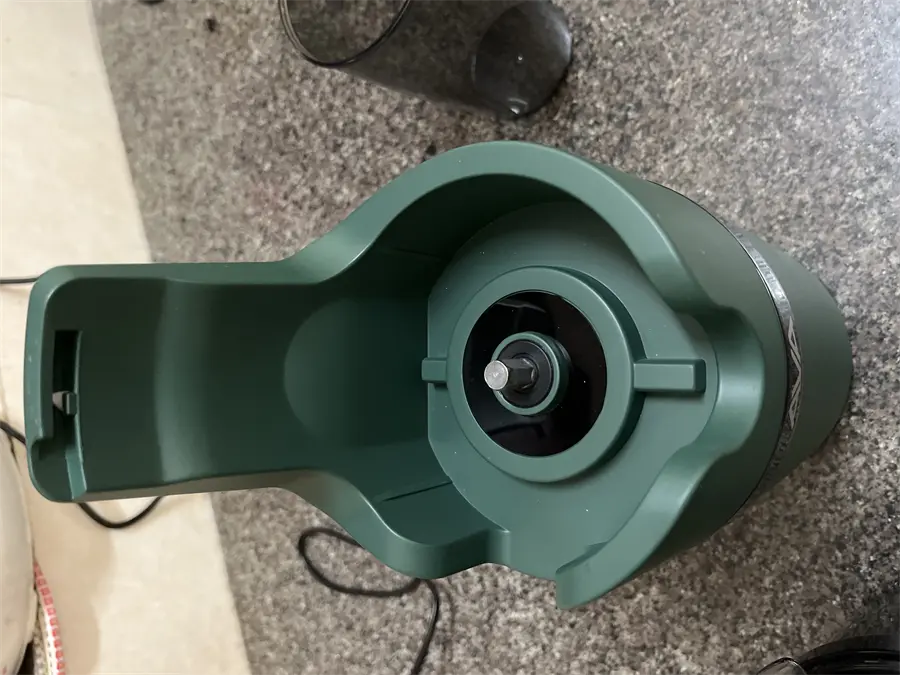 Khách hàng review Máy ép chậm AVA SJ-009 11