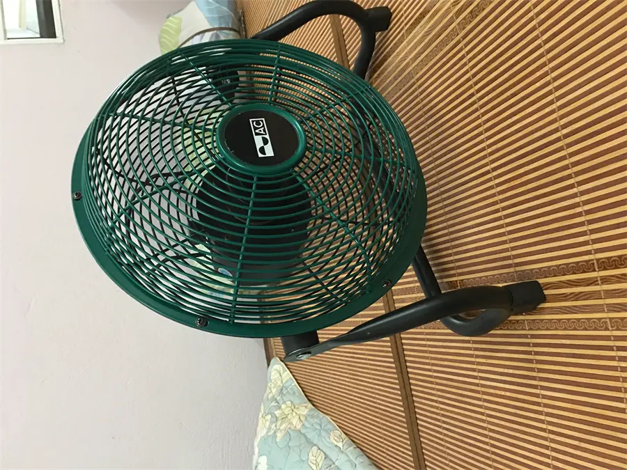Khách hàng review Quạt sạc điện AC 3 cánh ARF01D103 6W 1