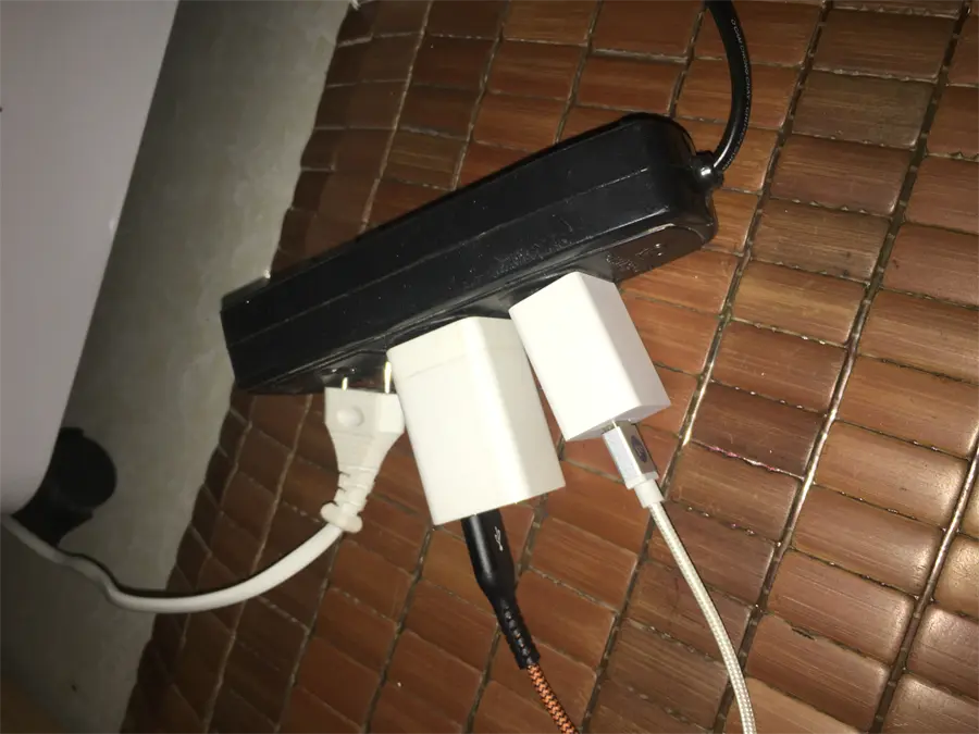 Khách hàng review Sạc USB 12W AVA  ASUC01 3