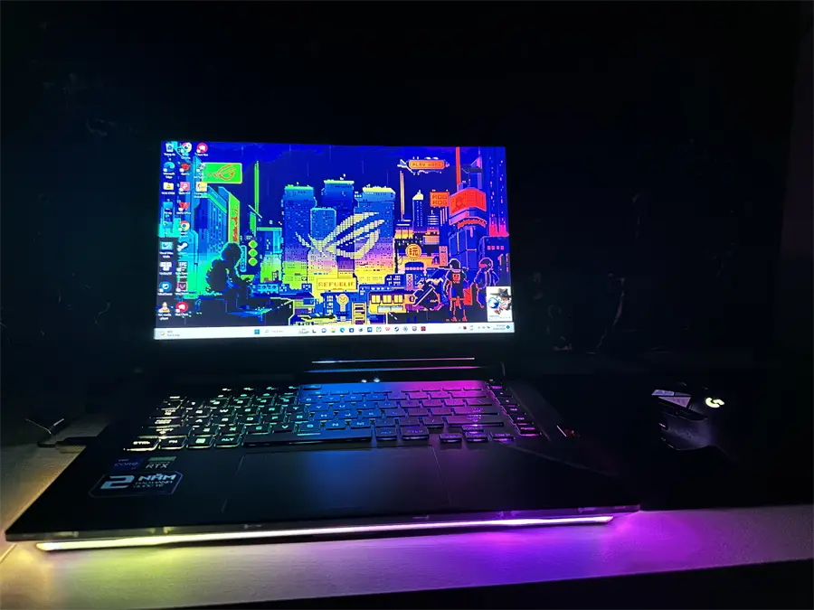 Khách hàng review Laptop Asus Gaming ROG Strix SCAR 15 G533ZM i7 12700H/16GB/512GB/6GB RTX3060/240Hz/Balo/Win11 (LN2210W) 2