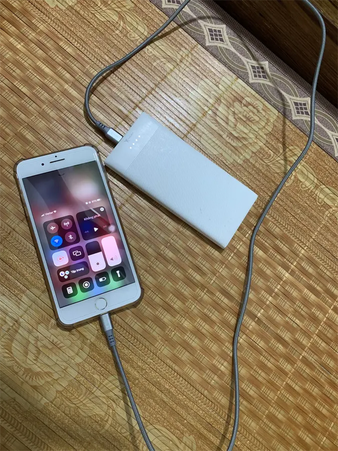 Khách hàng review Pin sạc dự phòng Polymer 10.000 mAh Type C 15W Xmobile PW37Y5B 2