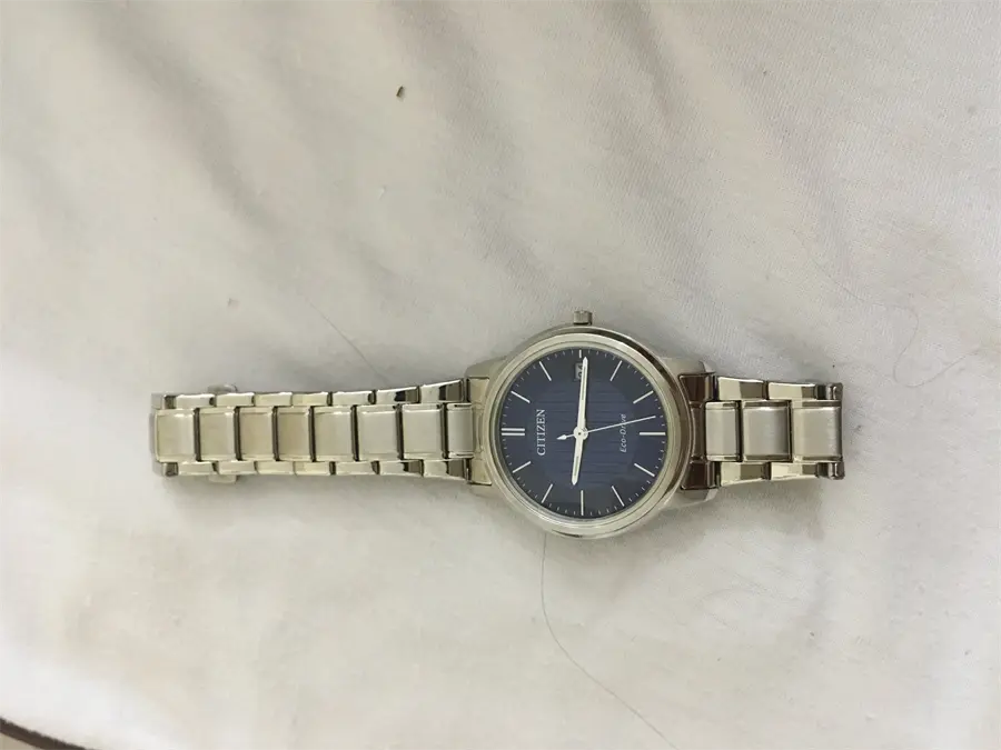 Khách hàng review Đồng hồ CITIZEN 33.3 mm Nữ FE6011-81L 2