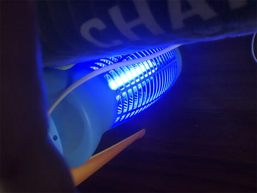 Khách hàng review Đèn diệt côn trùng đa năng Comet CM069 3