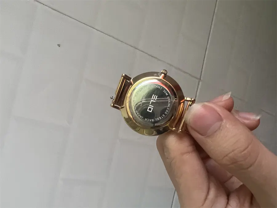 Khách hàng review Đồng hồ ELIO Nàng Thơ 32 mm Nữ ES051-01 2