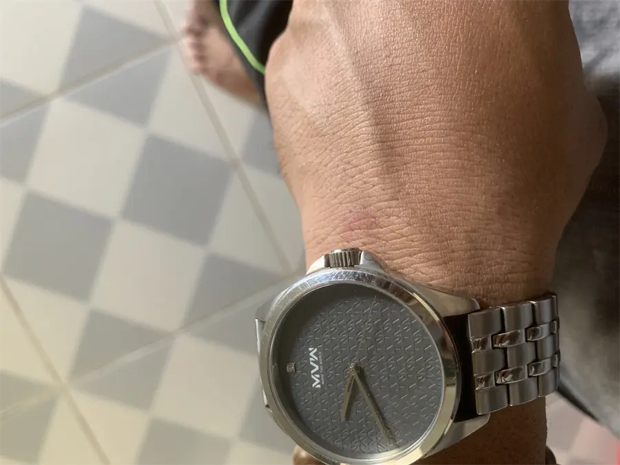 Khách hàng review Đồng hồ MVW 42 mm Nam MS023-01 7