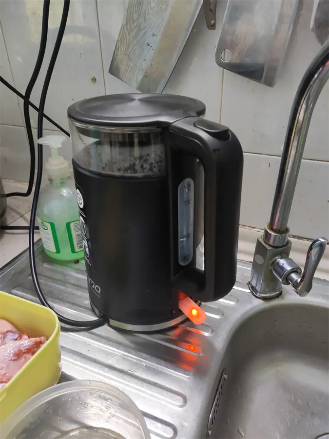 Khách hàng review Bình đun siêu tốc Sunhouse Mama 1.7 lít SHD1330 10