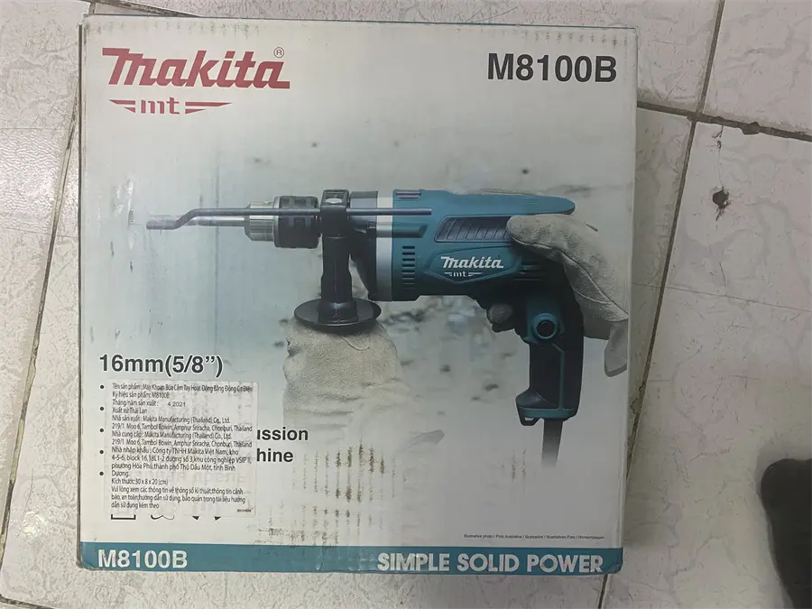 Khách hàng review Máy khoan búa điện Makita M8100B 710W 2