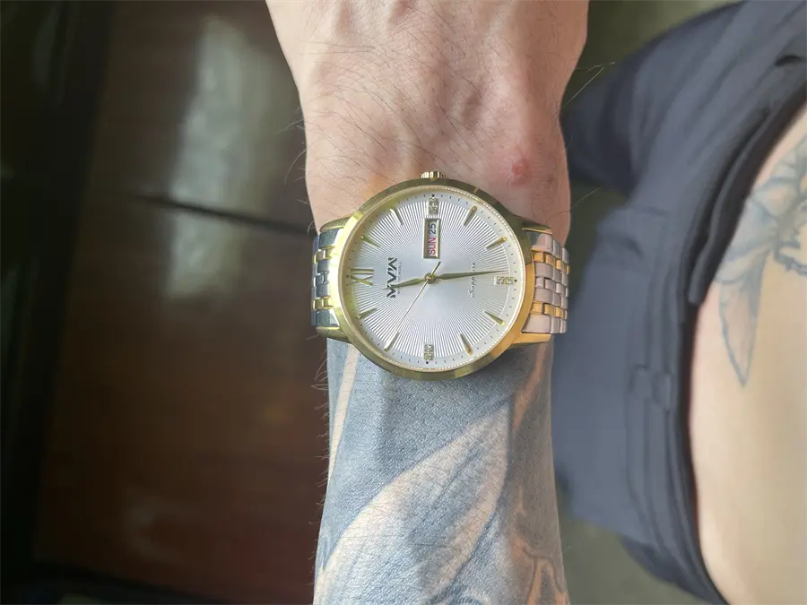 Khách hàng review Đồng hồ MVW 40 mm Nam MS060-01 1