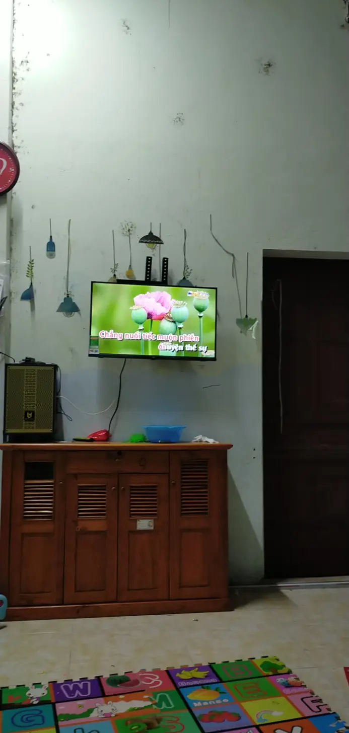 Khách hàng review Android Tivi TCL 32 inch L32S66A 2