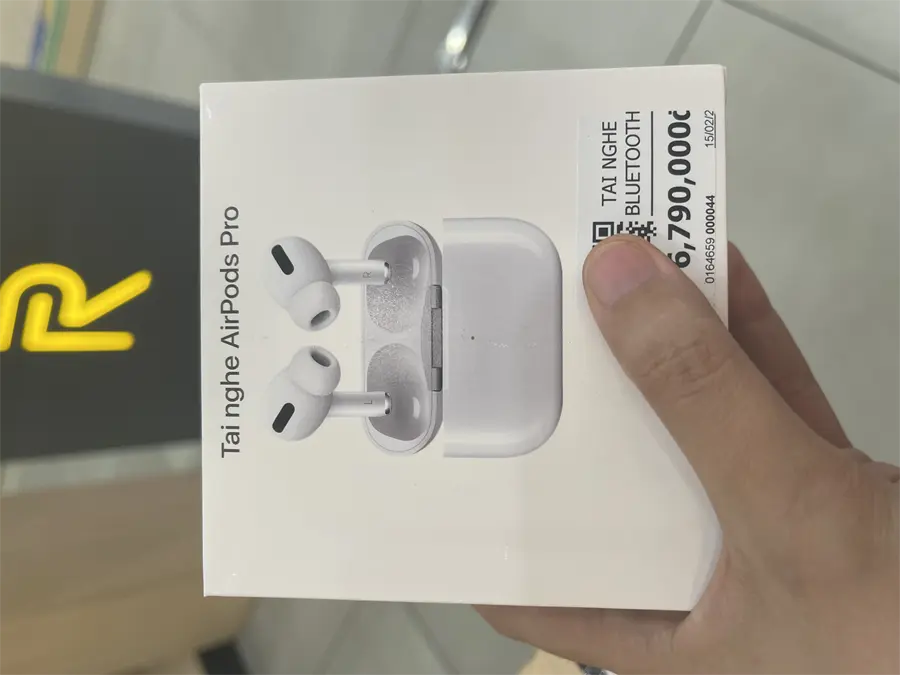 Khách hàng review Tai nghe Bluetooth AirPods Pro MagSafe Charge Apple MLWK3 3
