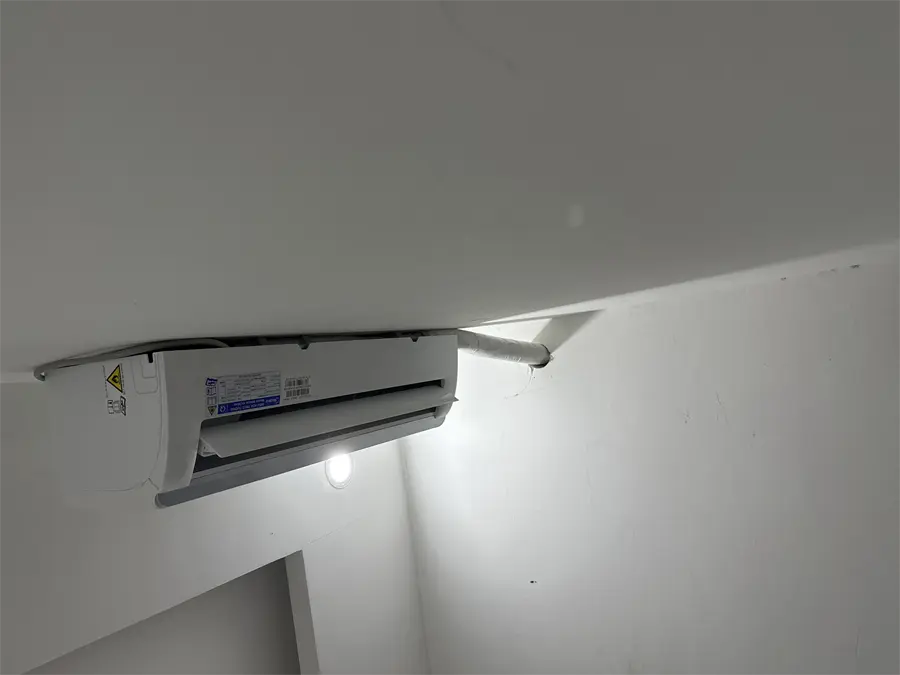 Khách hàng review Máy lạnh Midea Inverter 1 HP MSAGA-10CRDN8 23