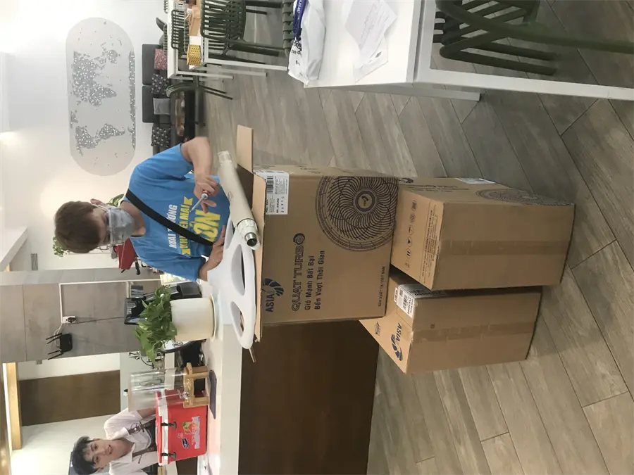 Khách hàng review Quạt đứng Asia 6 cánh VY639990 80W 18