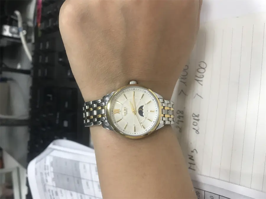 Khách hàng review Đồng hồ ELIO 29 mm Nữ ES016-C2 1