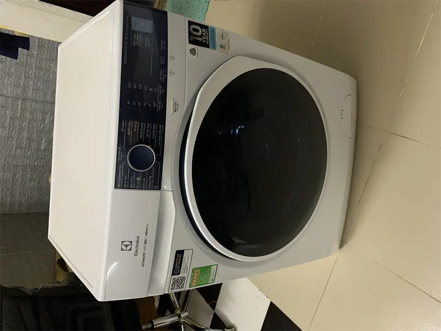 Khách hàng review Máy giặt Electrolux Inverter 8 kg EWF8024P5WB 3