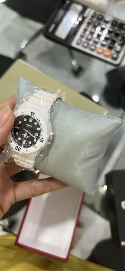 Khách hàng review Đồng hồ CASIO 32 mm Nữ LRW-200H-1EVDF 1