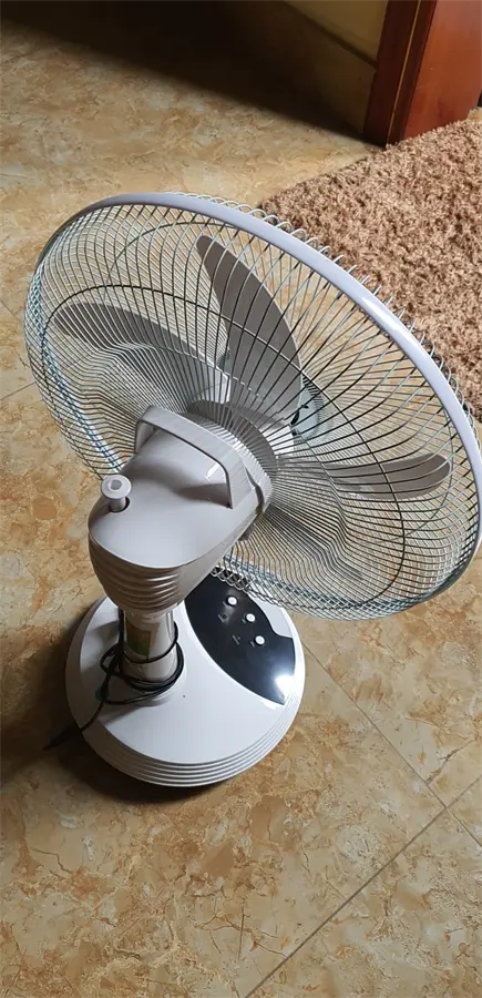 Khách hàng review Quạt sạc điện Sunhouse 5 cánh SHD7223 24W 18