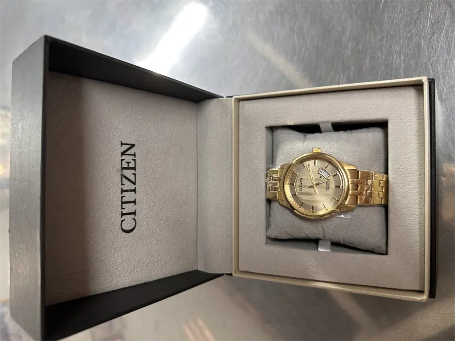 Khách hàng review Đồng hồ CITIZEN 40 mm Nam BI1052-85P 2