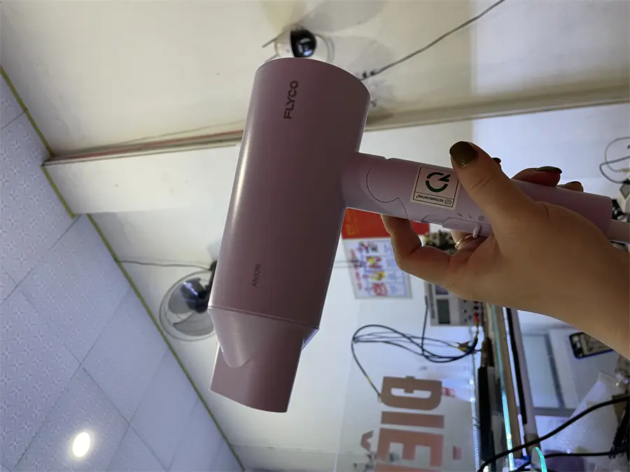 Khách hàng review Máy sấy tóc Flyco FH6277VN 7