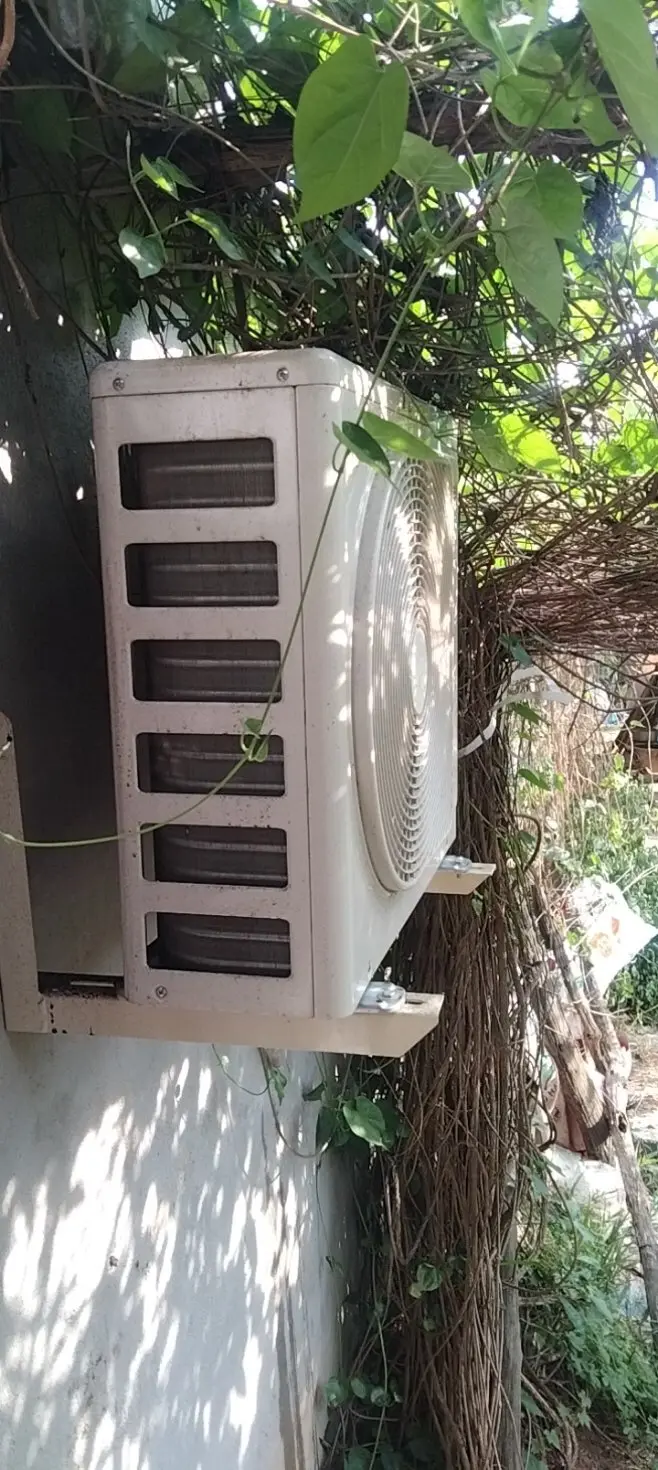 Khách hàng review Máy lạnh Toshiba 1 HP Inverter RAS-H10C4KCVG-V 2