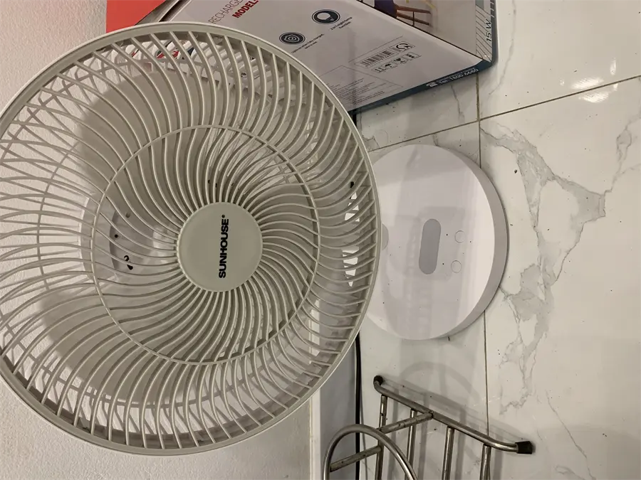 Khách hàng review Quạt sạc điện Sunhouse 3 cánh SHD7115 15W 5