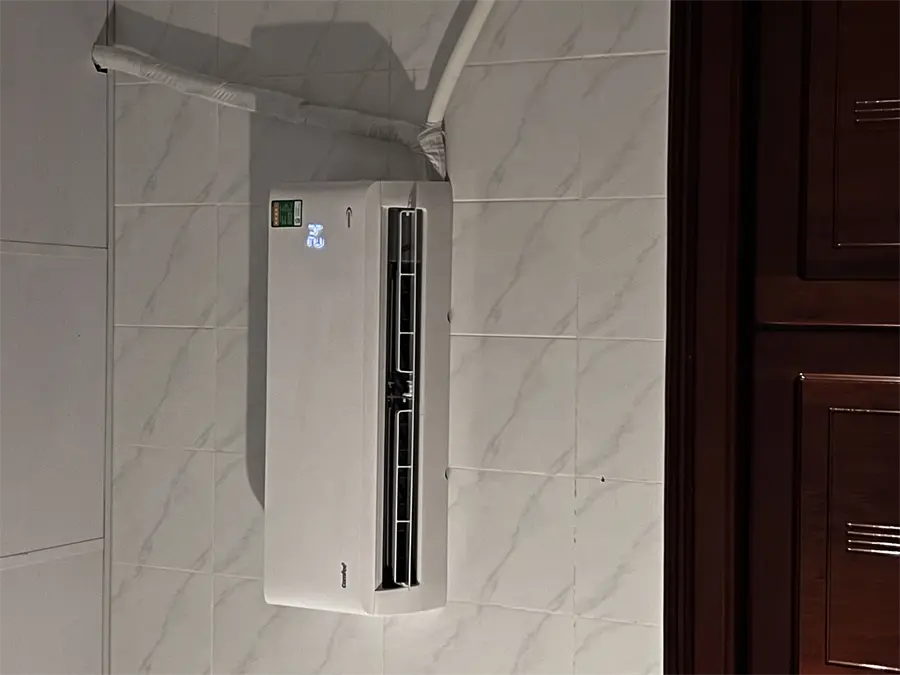 Khách hàng review Máy lạnh Comfee Inverter 1.5 HP CFS-13VDGF-V 10