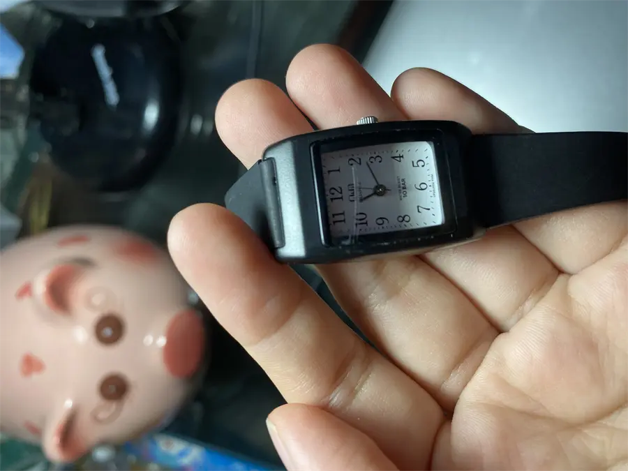 Khách hàng review Đồng hồ Q 1